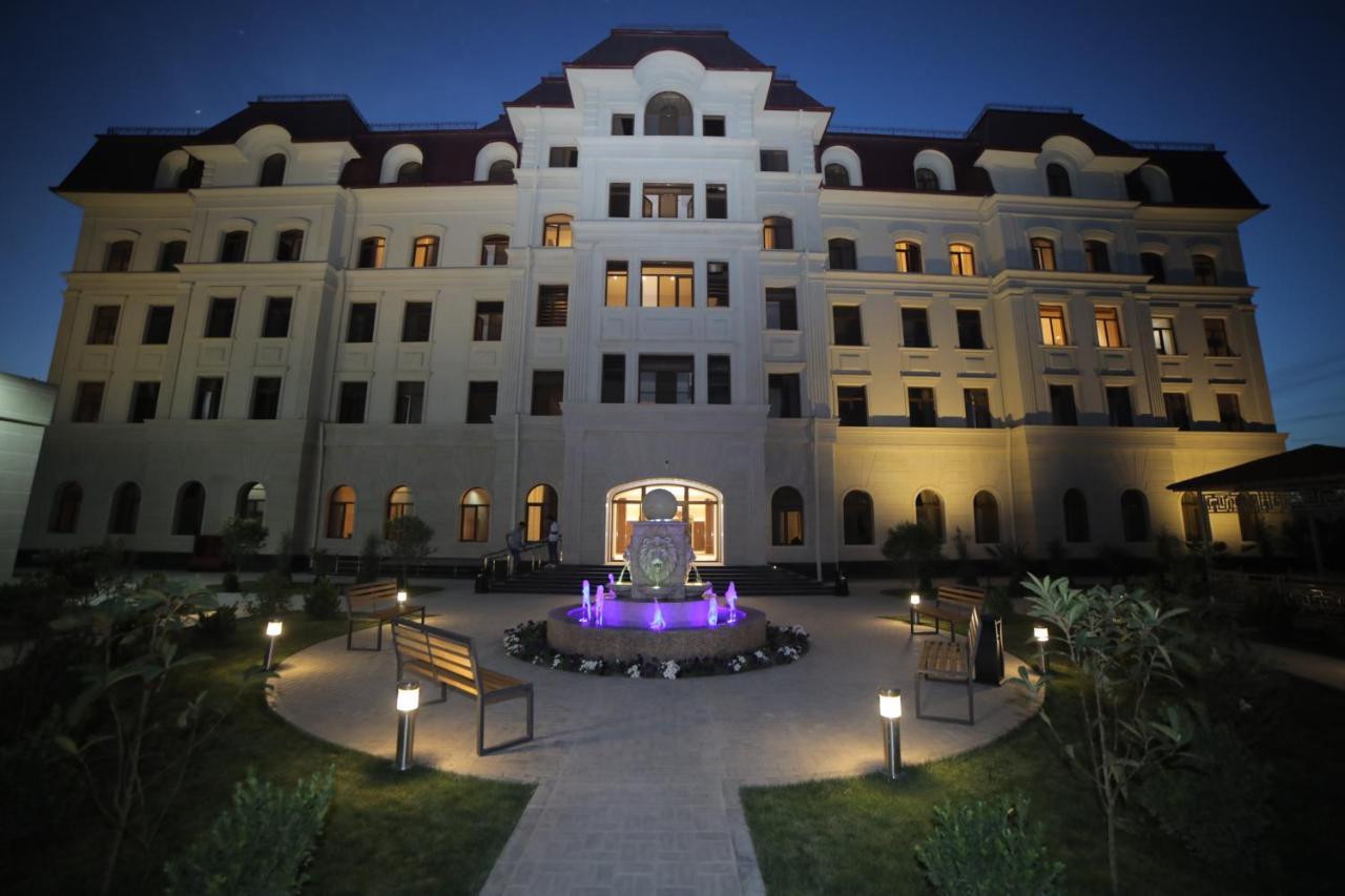 Termez Palace Hotel & Spa מראה חיצוני תמונה